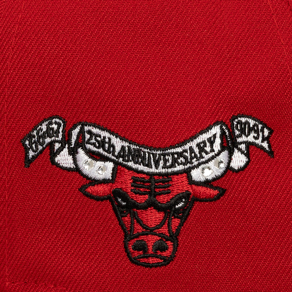 M&N NBA All That Bling Pro Snapback Chicago Bulls